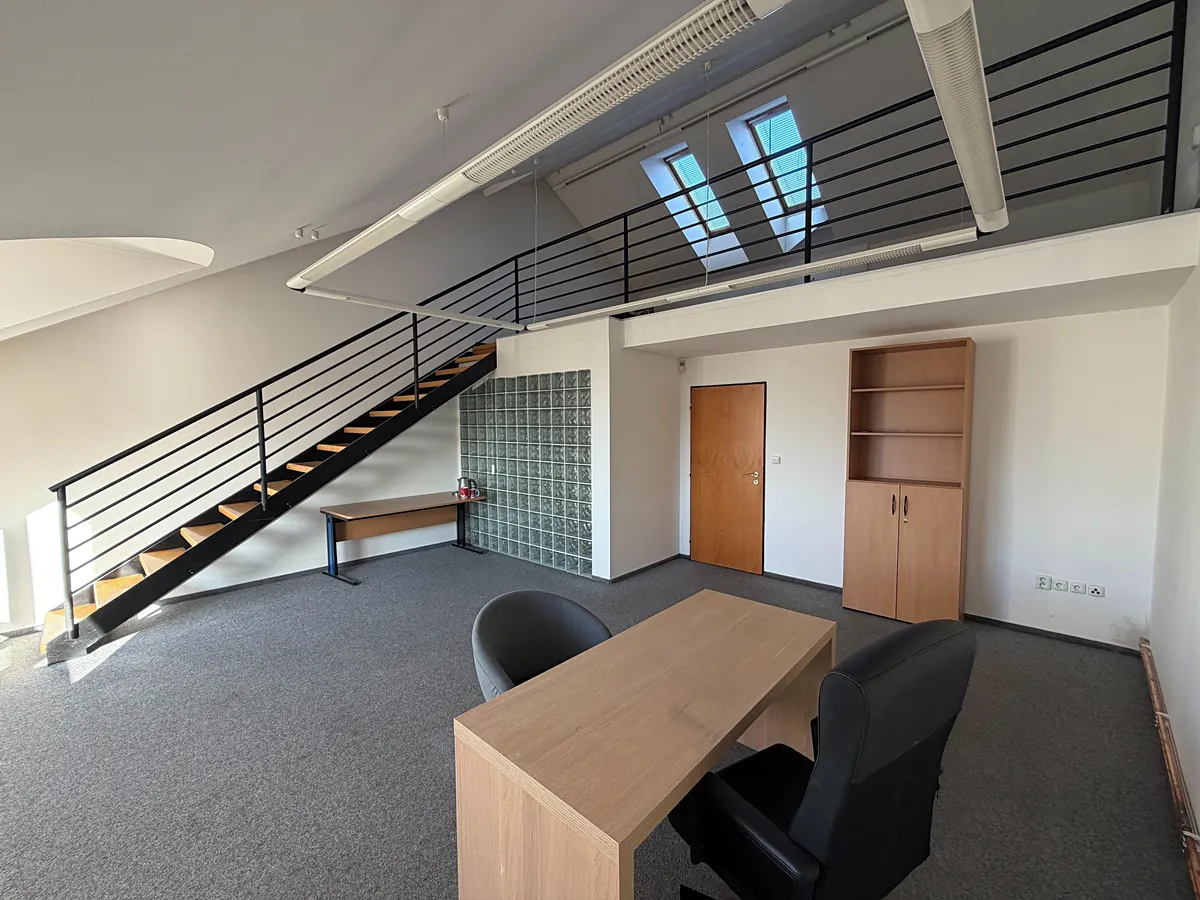 Pronájem kanceláře 35 m²